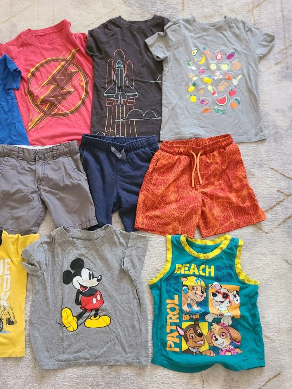 Boys Target brands and more clothes lot size 4-5